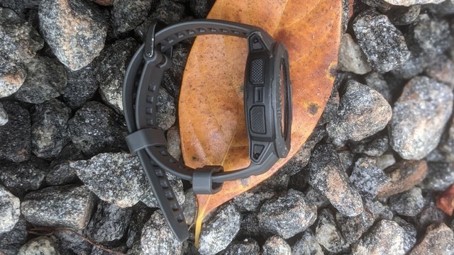 కుడి వైపు బటన్లు